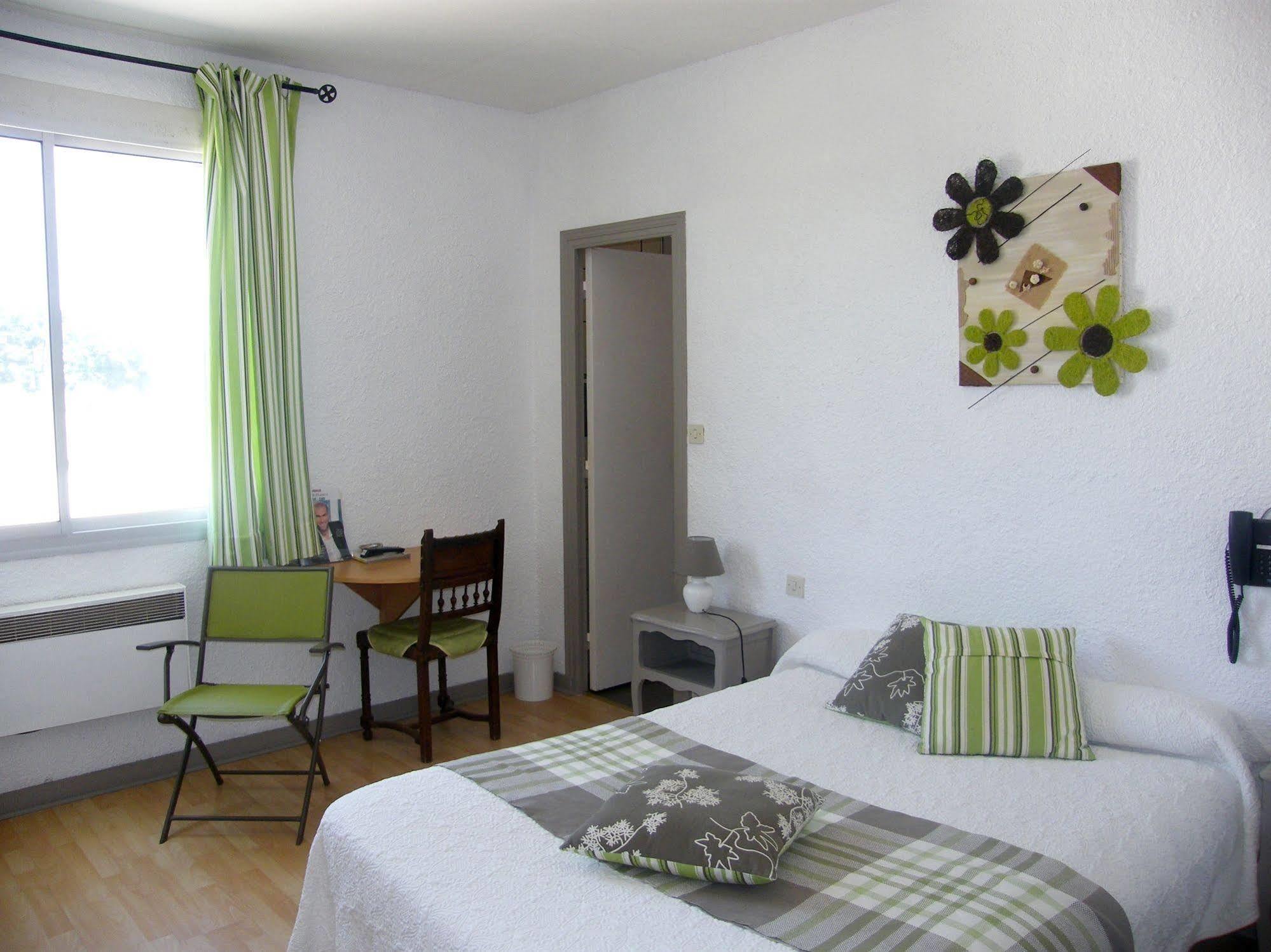 Plouider Hotel Le Week-End מראה חיצוני תמונה